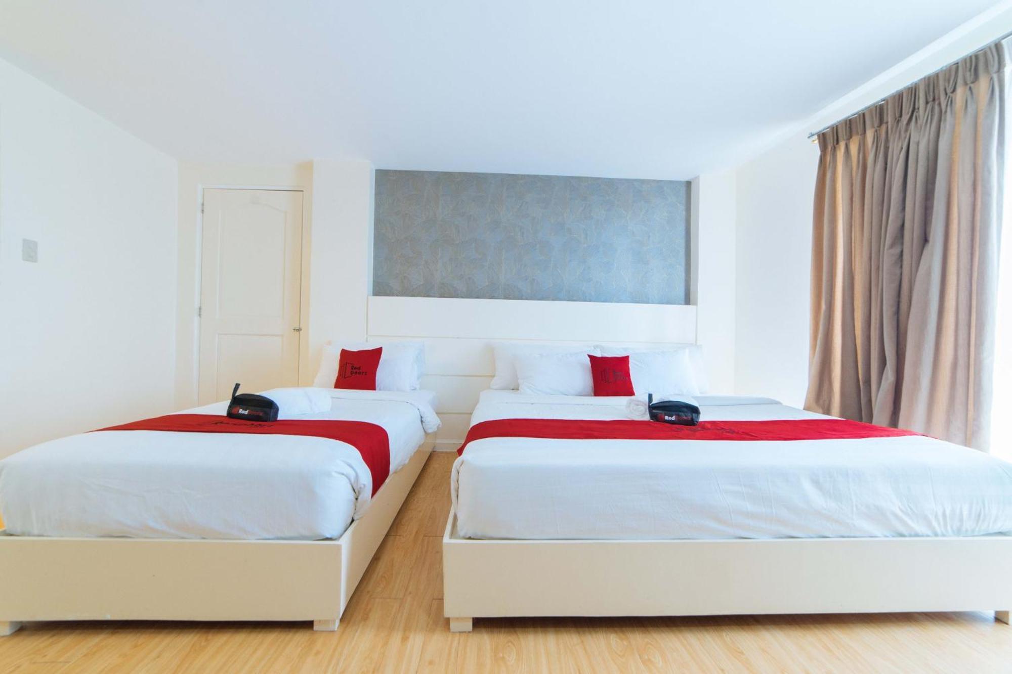 Reddoorz Plus At Hotel Metro Kalibo Bagian luar foto