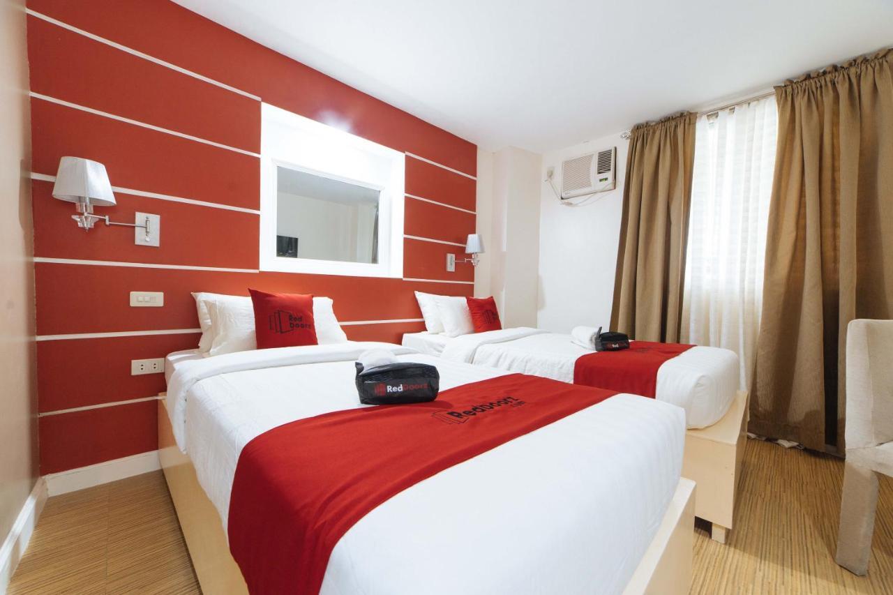Reddoorz Plus At Hotel Metro Kalibo Bagian luar foto