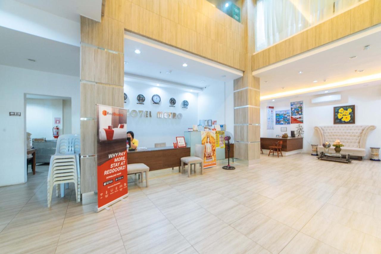 Reddoorz Plus At Hotel Metro Kalibo Bagian luar foto